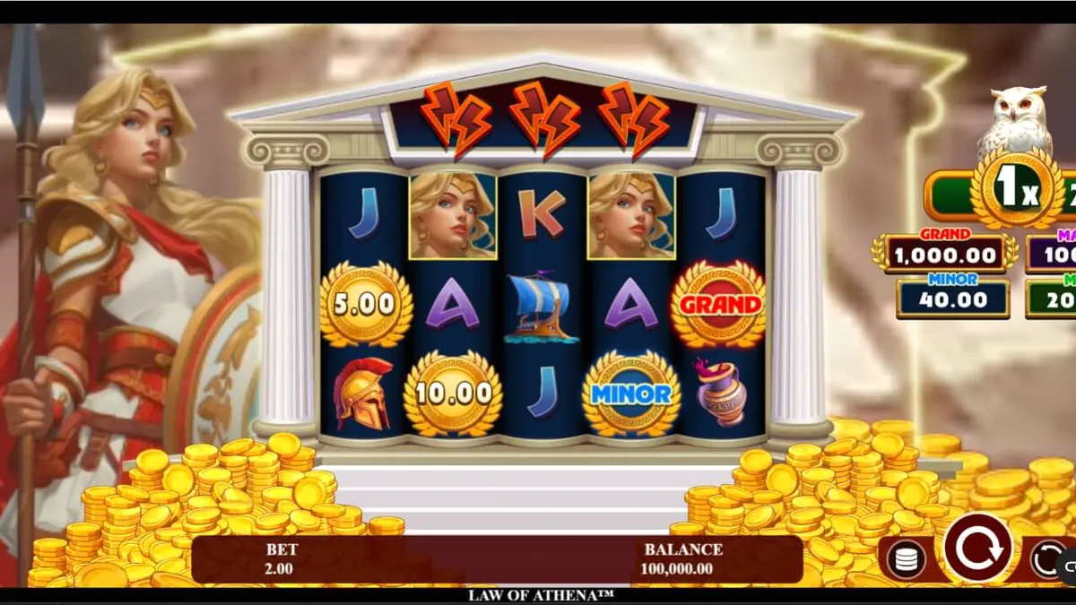 Interface do jogo Law of Athena com elementos da mitologia grega